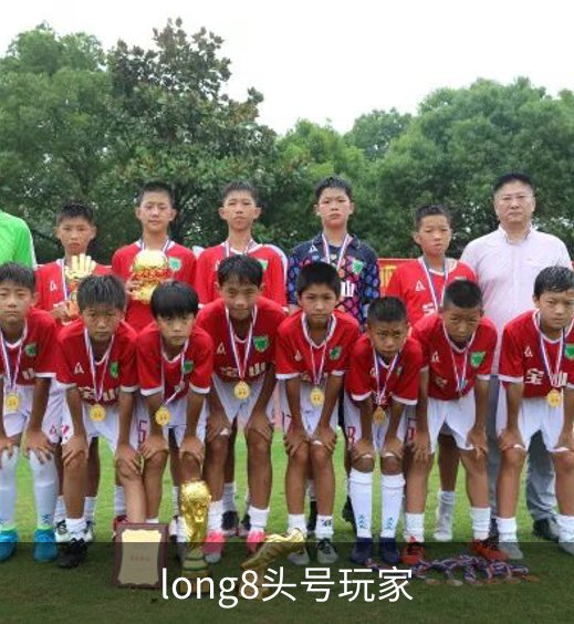 long8头号玩家品牌故事
